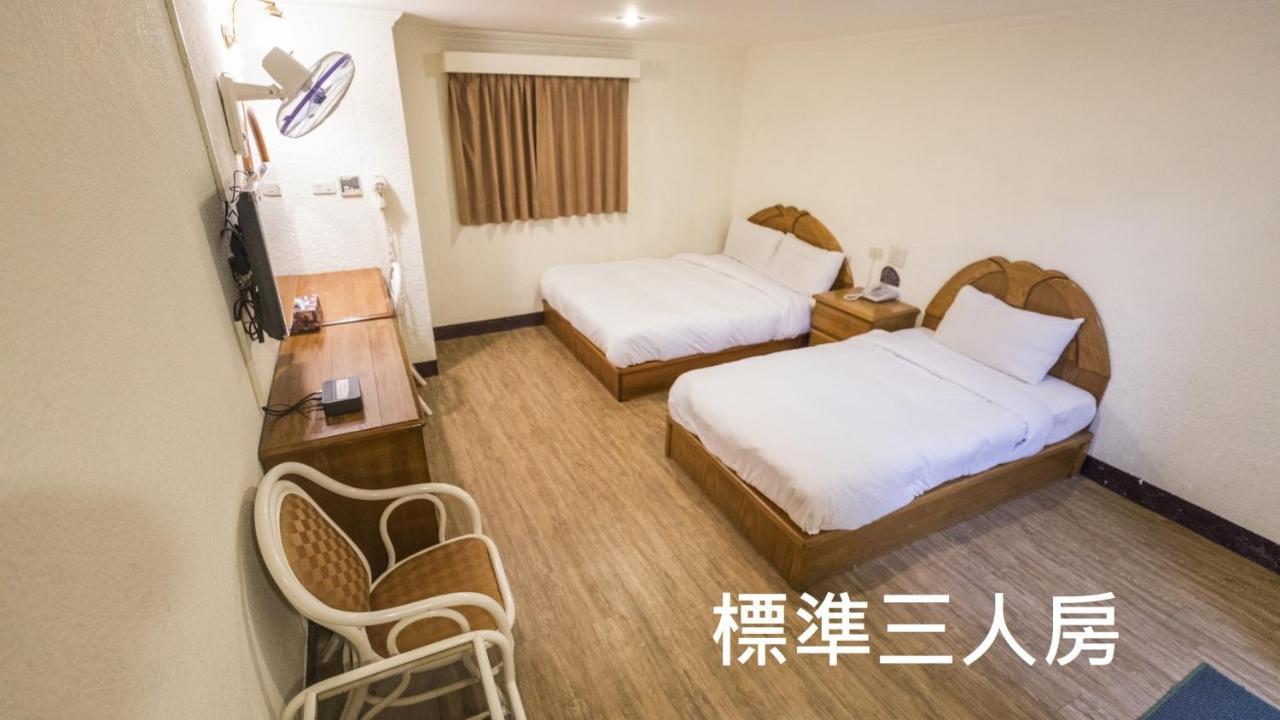 Tzu Chi Hotel Pingtung エクステリア 写真